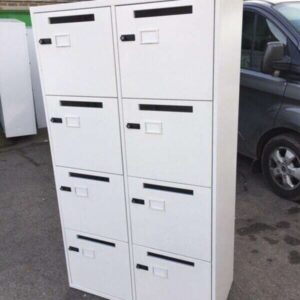8 Door Lockers - White