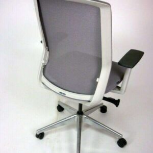 Bestuhl J1 Task Chair - Light Grey