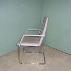 Cantilever Brunner Finasoft High Back Cantilever Meeting Chair Leather - Light Grey
