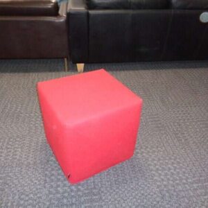 Buzzispace Buzzicube Flat Solo Acoustic Pouf - Red