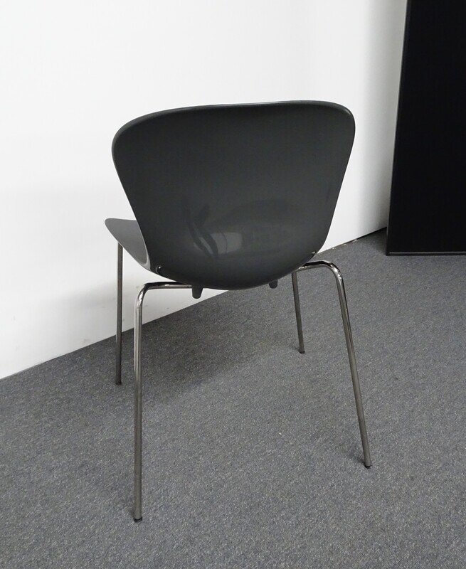 Fritz Hansen Nap Chair - Grey - Image 2
