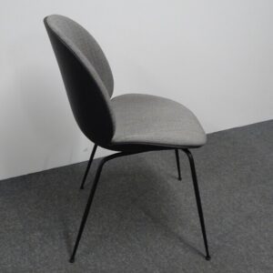 Gubi Beetle Meeting Chair - Grey