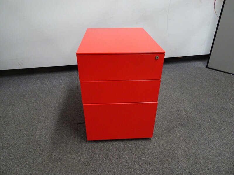 Metal 3 Drawer Pedestal - Red - Image 2
