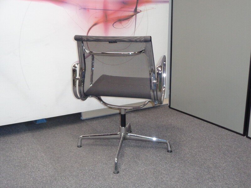 Vitra Aluminium Chair EA 108 Netweave - Dark Grey - Image 2