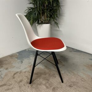 Vitra Eames DSW Plastic Side Chairs - White