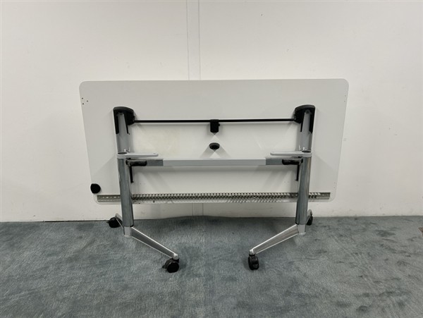 Werndl Flip Top Table - White