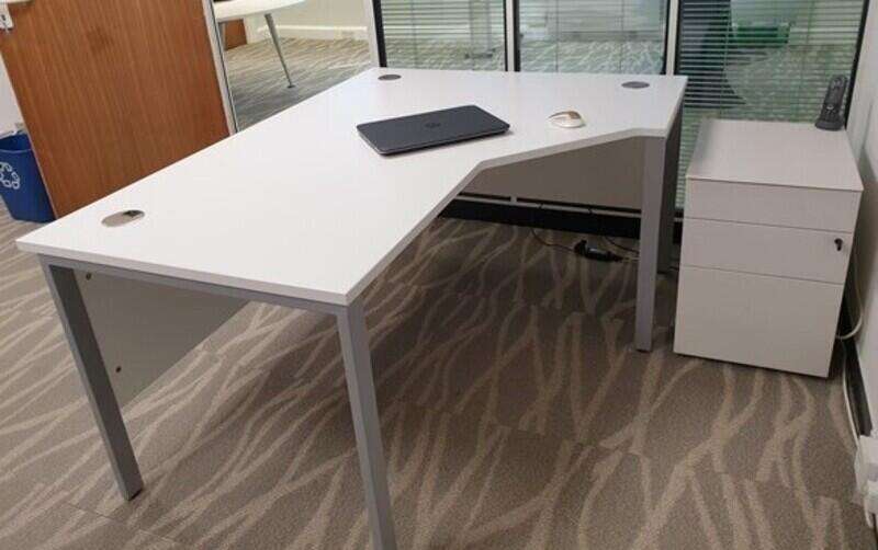 Corner Desk Right Handed - White - Image 2