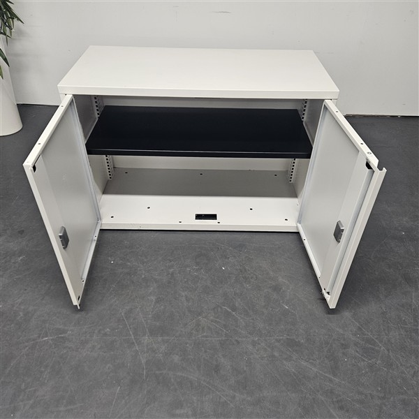 Metal Cupboards - White - Image 2