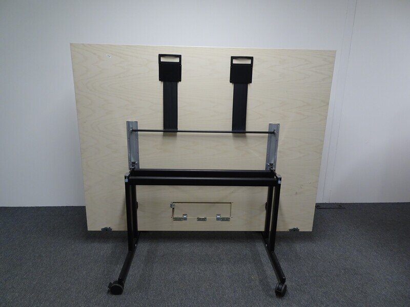 Brunner Flip Top Table - Image 2
