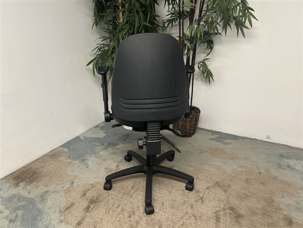 Operator Chairs - Black - Image 2